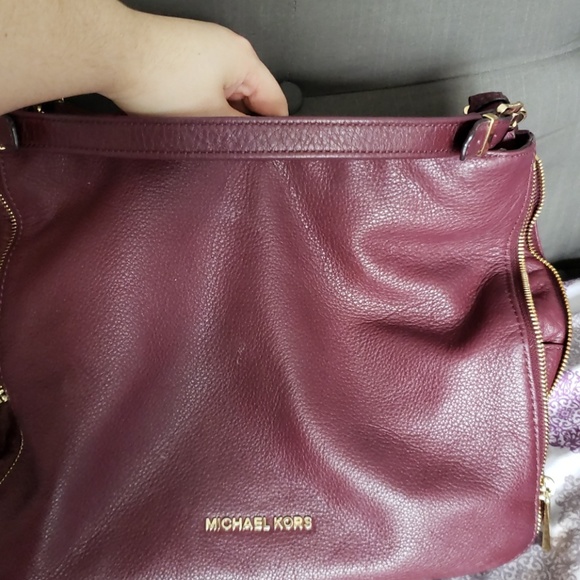 Michael Kors - Picture 1 of 5